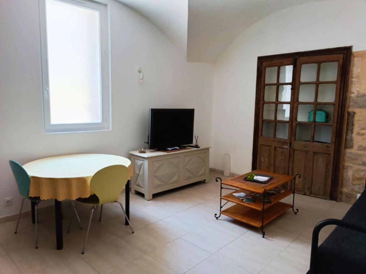 Dans Maison De Maitre, Appartement Independant. Montfrin Dış mekan fotoğraf