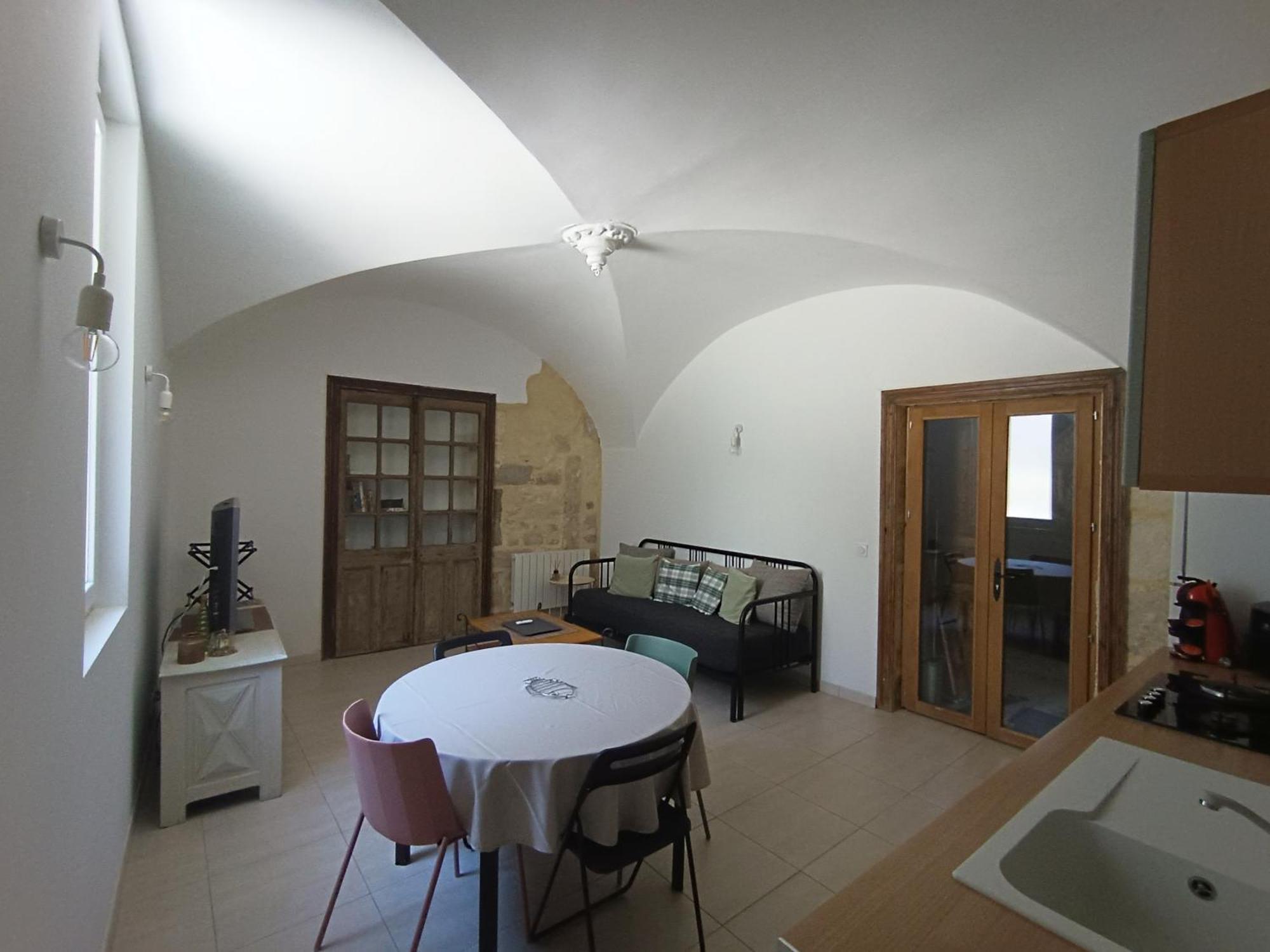 Dans Maison De Maitre, Appartement Independant. Montfrin Dış mekan fotoğraf