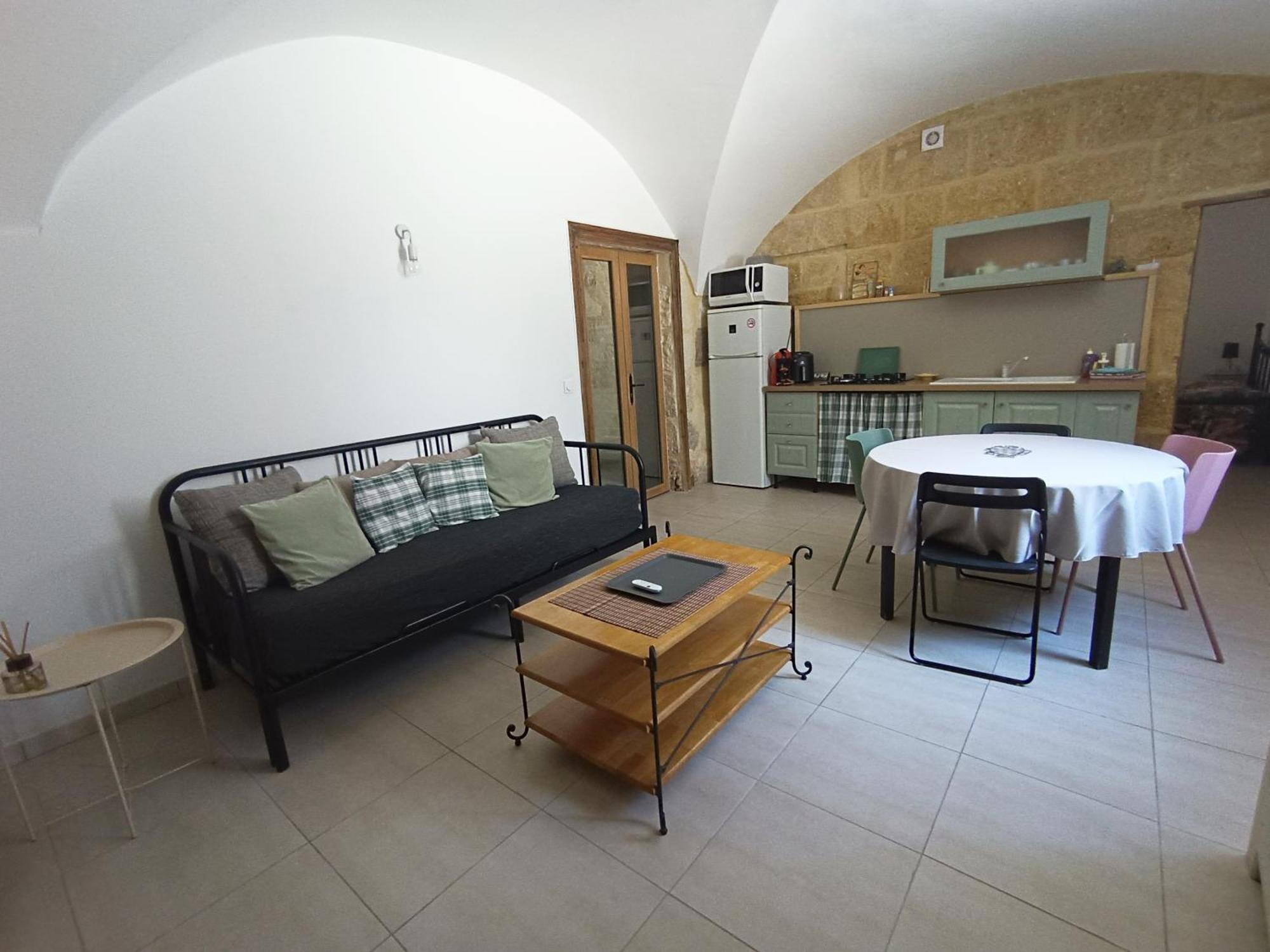 Dans Maison De Maitre, Appartement Independant. Montfrin Dış mekan fotoğraf